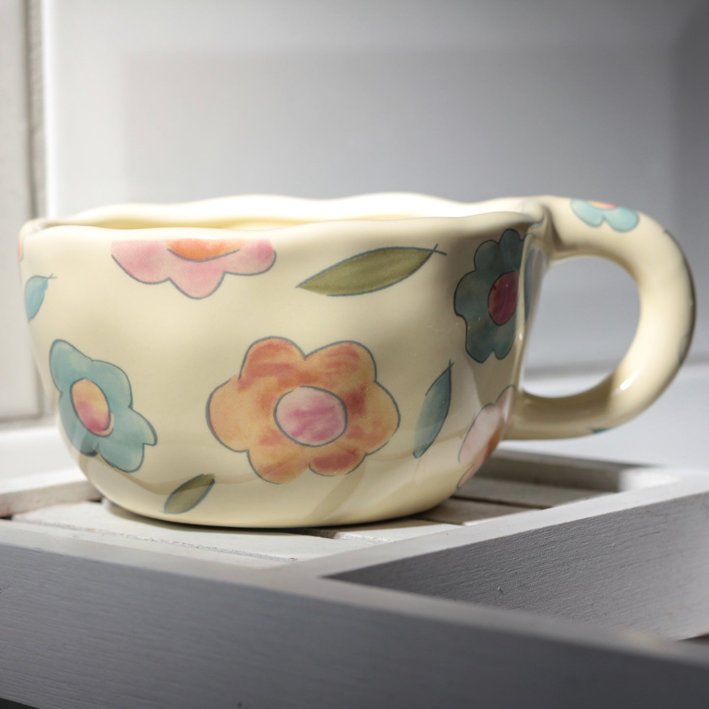 Cottage Garden Flower Mug – Vintage Floral Ceramic Cup for Cozy Moments