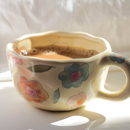 Cottage Garden Flower Mug – Vintage Floral Ceramic Cup for Cozy Moments