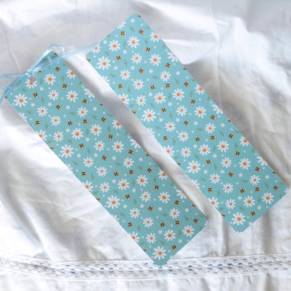 Cute Daisies & Bees Bookmark